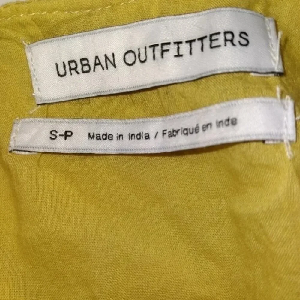 Urban Outfitters Yellow Ruffle Crop Top - Picture 6 of 7